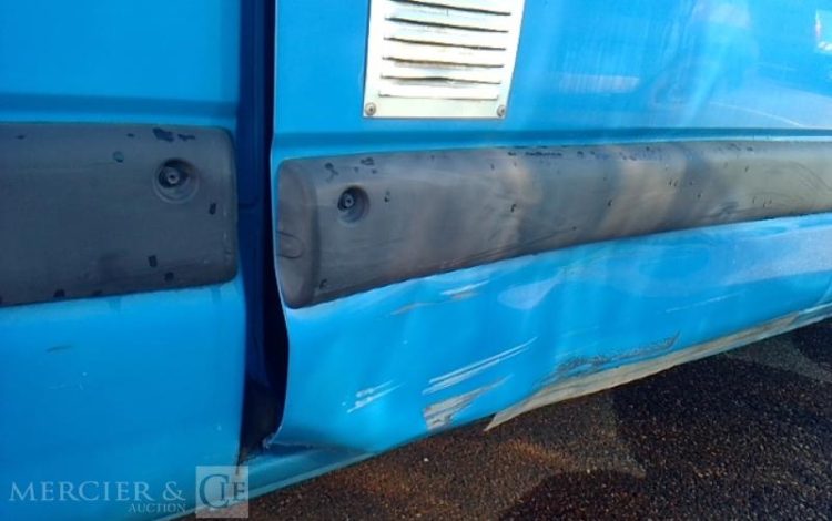 RENAULT MASTER 2.5 DCI 100 35 L2H2 CONFORT BLEU FW-252-XN