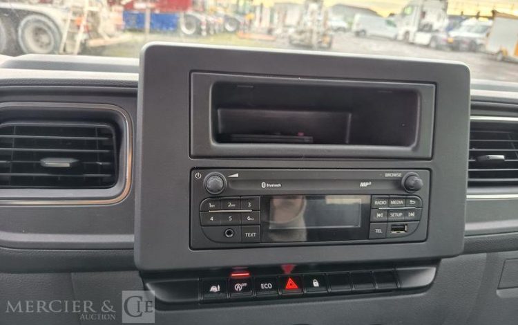 RENAULT MASTER AVEC NACELLE KLUBB/KL26 – 10 M DIESEL – 108 HEURES -2618 KMS – ANNEE 2022  GE-269-YT