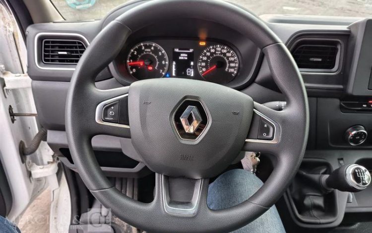 RENAULT MASTER AVEC NACELLE KLUBB/KL26 – 10 M DIESEL – 108 HEURES -2618 KMS – ANNEE 2022  GE-269-YT