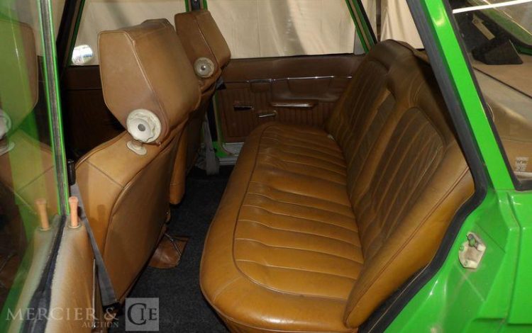 RENAULT R16 TS AUTOMATIQUE VERT GF-600-XG