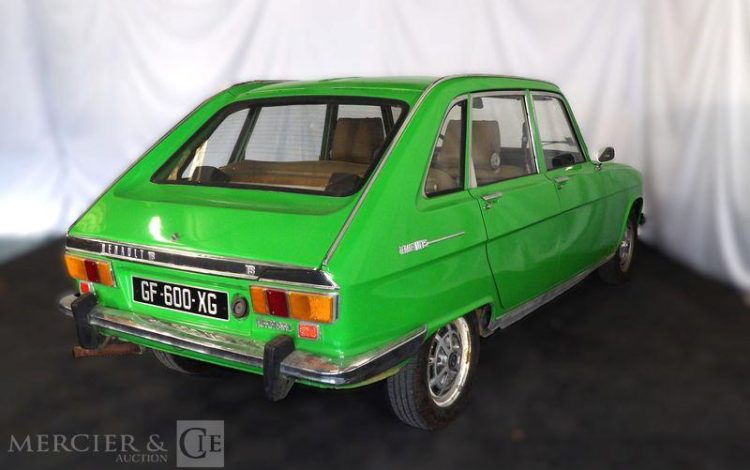 RENAULT R16 TS AUTOMATIQUE VERT GF-600-XG