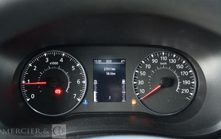 RENAULT CAMION MAGASIN  EUROMAG HELIOSTAR PANO 6m7 SUR BASE RENAULT 2.3 BLUEDCI 145ch BLANC GG-271-ZM