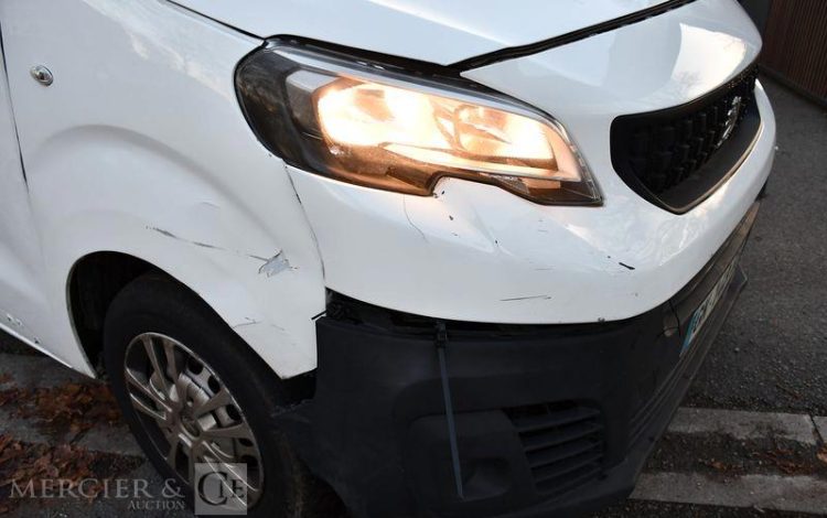 PEUGEOT EXPERT FOURGON 2.0 BLUEHDI 145 L2 PREMIUM BLANC GK-148-RD