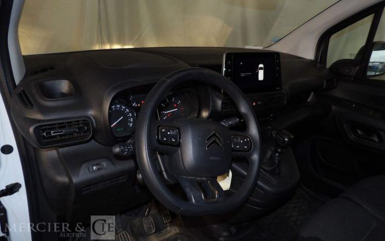 CITROEN BERLINGO FOURGON 1.5 BLUEHDI 130 M L1 DANGEL 4X4 BLANC GK-393-CR