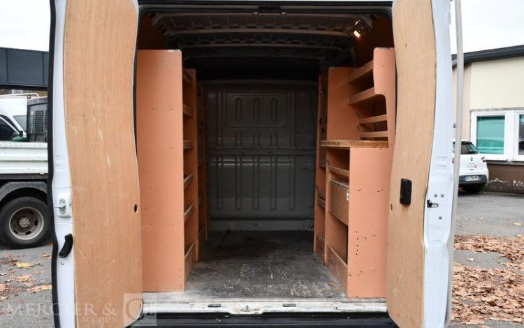 CITROEN JUMPER FOURGON 2.2 BLUEHDI 140 33 L2H2 CONTROL BLANC GM-256-QM