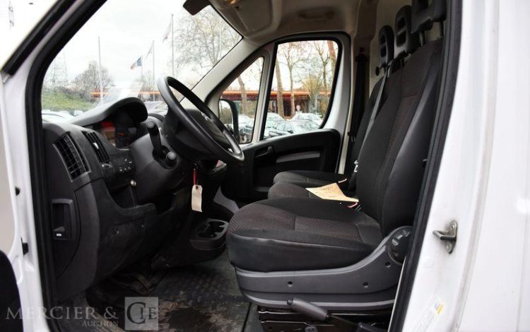 CITROEN JUMPER FOURGON 2.2 BLUEHDI 140 33 L2H2 CONTROL BLANC GM-256-QM