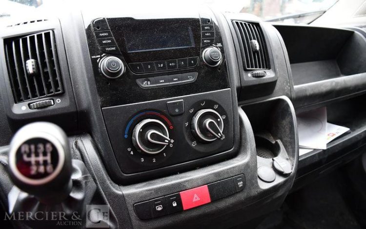 CITROEN JUMPER FOURGON 2.2 BLUEHDI 140 33 L2H2 CONTROL BLANC GM-256-QM