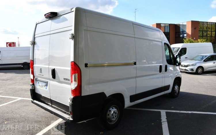 PEUGEOT BOXER FOURGON 333 2.2 BLUEHDI 140 L2H2 BLANC GQ-350-BR
