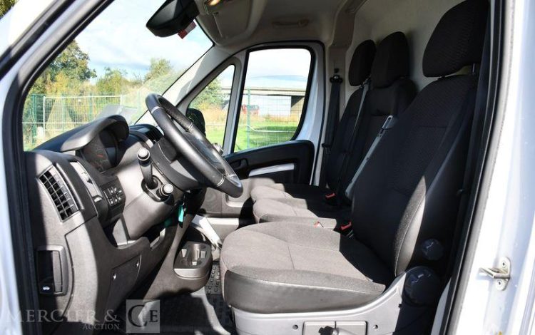 PEUGEOT BOXER FOURGON 333 2.2 BLUEHDI 140 L2H2 BLANC GQ-350-BR