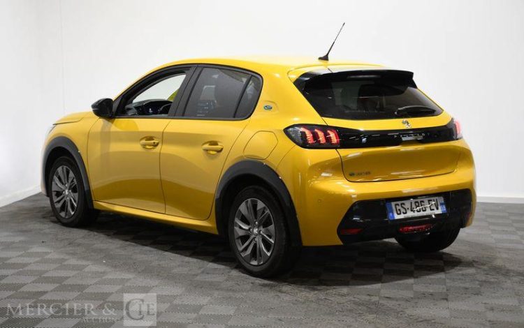 PEUGEOT e-208 50kWh 135ch ALLURE PACK JAUNE GS-486-EV