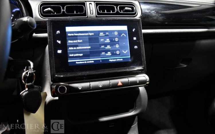 CITROEN C3 SOCIETE 1.5 BLUEHDI 100 PRO PLUS BLANC GS-839-TA