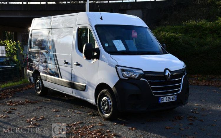 RENAULT MASTER FOURGON 2.3 BLUEDCI 135 35 L2H2 GRAND-CONFORT BLANC GT-635-VR