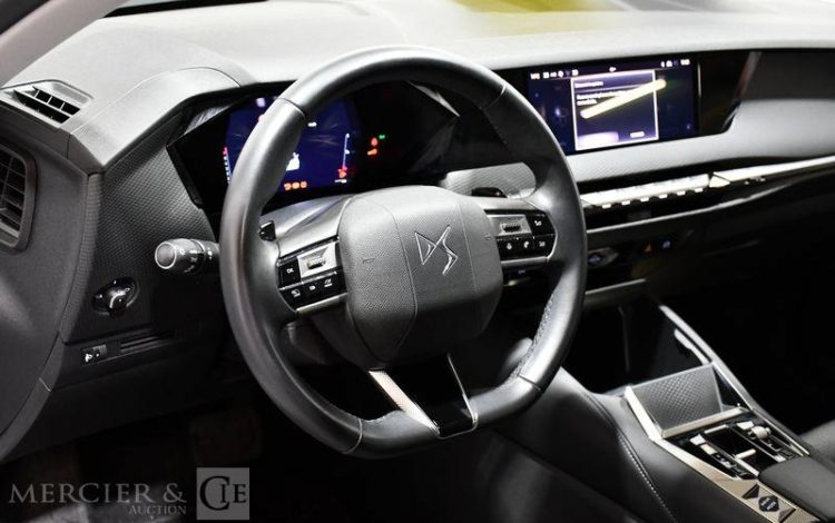 DS DS4 1.2 PURETECH 130ch BASTILLE EAT BLANC GV-081-LJ