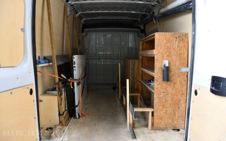 CITROEN JUMPER FOURGON 33 2.2 BLUEHDI 140ch PREMIUM CONNECT BLANC GV-791-JD