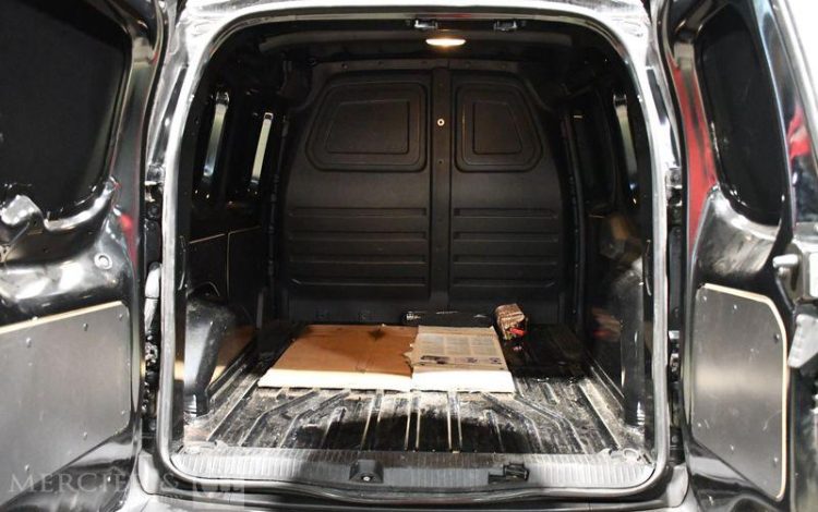 RENAULT KANGOO FOURGON 1.5 BLUEDCI 95 L1 GRAND-CONFORT NOIR GW-515-BW