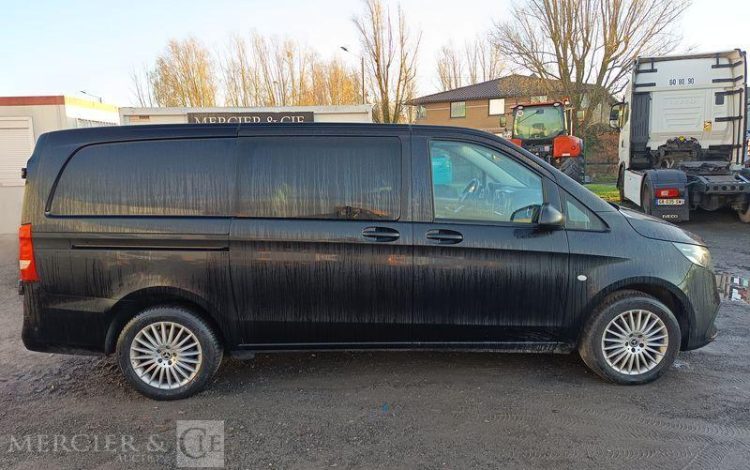 MERCEDES VITO MIXTO 116 CDI 163 CV – DIESEL – 41459 KMS – ANNEE 2024 NOIR GW-756-FR