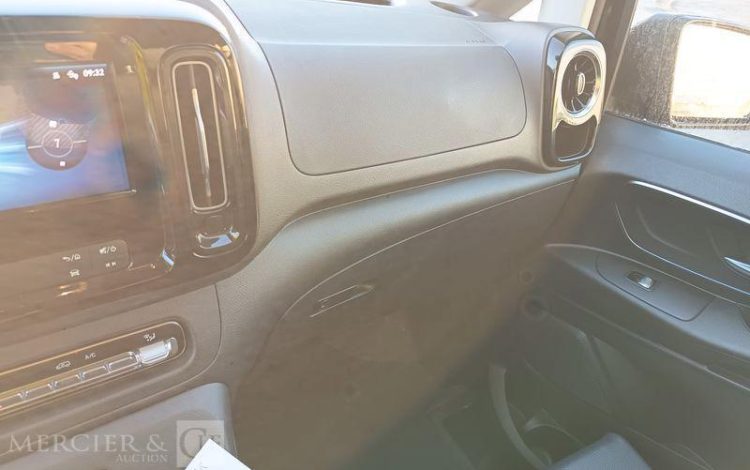 MERCEDES VITO MIXTO 116 CDI 163 CV – DIESEL – 41459 KMS – ANNEE 2024 NOIR GW-756-FR