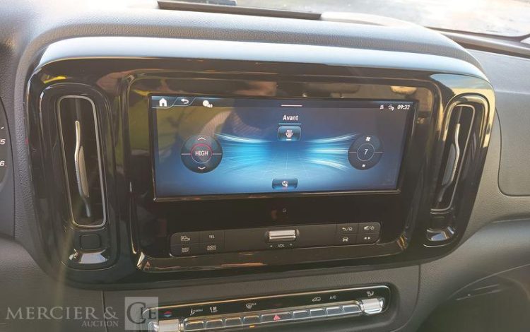 MERCEDES VITO MIXTO 116 CDI 163 CV – DIESEL – 41459 KMS – ANNEE 2024 NOIR GW-756-FR