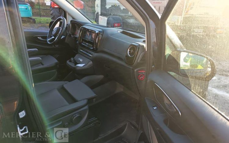 MERCEDES VITO MIXTO 116 CDI 163 CV – DIESEL – 41459 KMS – ANNEE 2024 NOIR GW-756-FR