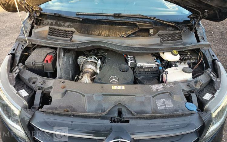 MERCEDES VITO MIXTO 116 CDI 163 CV – DIESEL – 41459 KMS – ANNEE 2024 NOIR GW-756-FR