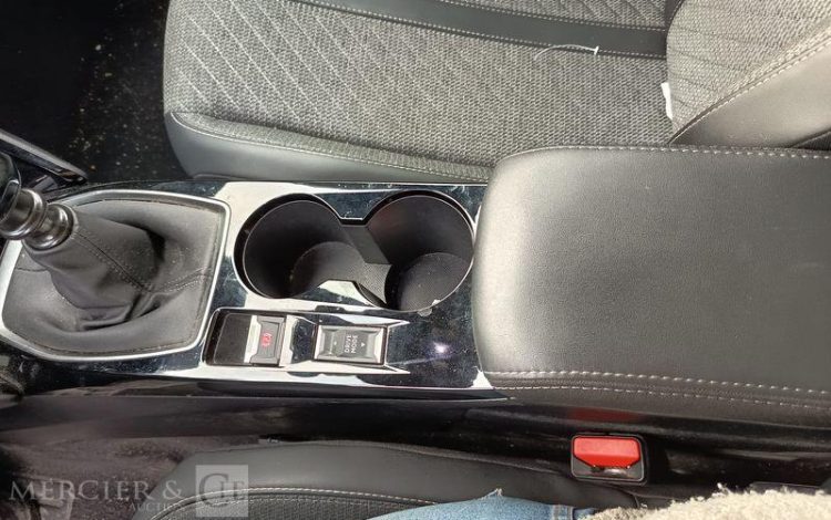 PEUGEOT 2008 PURETECH 100 ALLURE  GZ-162-AV