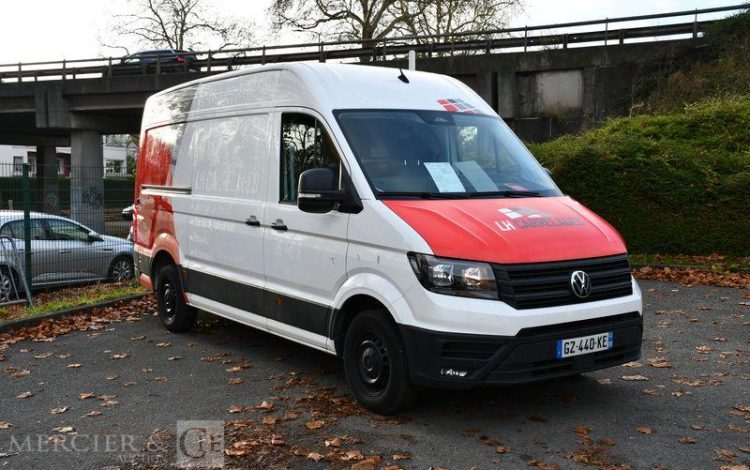 VOLKSWAGEN CRAFTER FOURGON 2.0 TDI 140 30 L3H3 BUSINESS LINE BLANC GZ-440-KE