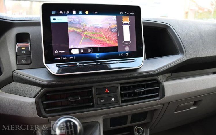 VOLKSWAGEN CRAFTER FOURGON 2.0 TDI 140 30 L3H3 BUSINESS LINE BLANC GZ-440-KE