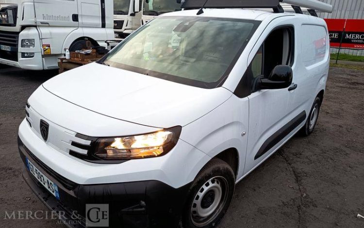 PEUGEOT PARTNER PHASE 2 L1 1.5 BLUEHDIi 16V 100 CV DIESEL – 18238 KMS – ANNEE 2024 BLANC GZ-593-AS