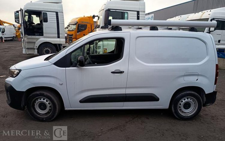 PEUGEOT PARTNER PHASE 2 L1 1.5 BLUEHDIi 16V 100 CV DIESEL – 18238 KMS – ANNEE 2024 BLANC GZ-593-AS