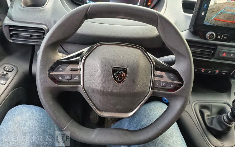 PEUGEOT PARTNER PHASE 2 L1 1.5 BLUEHDIi 16V 100 CV DIESEL – 18238 KMS – ANNEE 2024 BLANC GZ-593-AS