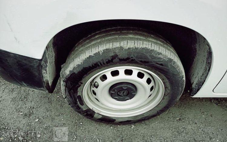 PEUGEOT PARTNER PHASE 2 L1 1.5 BLUEHDIi 16V 100 CV DIESEL – 18238 KMS – ANNEE 2024 BLANC GZ-593-AS