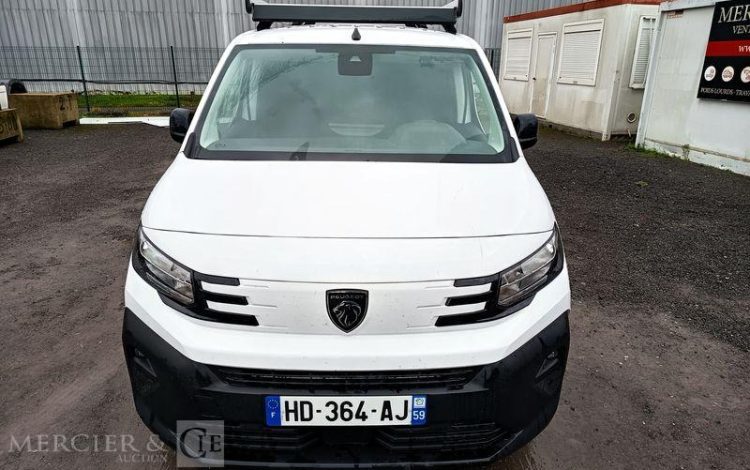 PEUGEOT PARTNER FOURGON XL 950KG BLUEHDI 100 S&S BVM6 – DIESEL – 8625 KMS – ANNEE 2025 BLANC HD-364-AJ