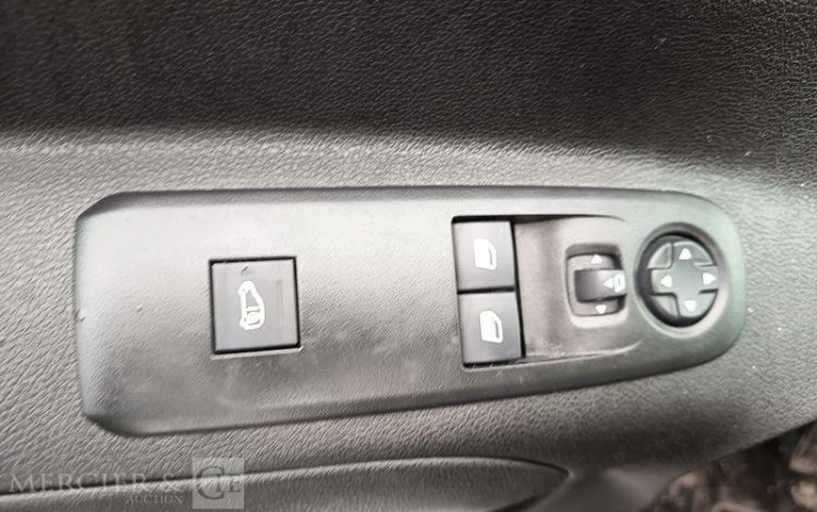 PEUGEOT PARTNER FOURGON XL 950KG BLUEHDI 100 S&S BVM6 – DIESEL – 8625 KMS – ANNEE 2025 BLANC HD-364-AJ