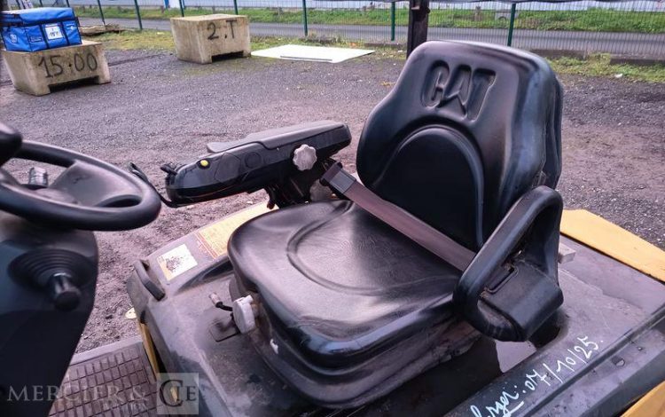 CATERPILLAR CHARIOT ELEVATEUR FRONTAL ELECTRIQUE EP16PNT – 1,6 TONNES –  383