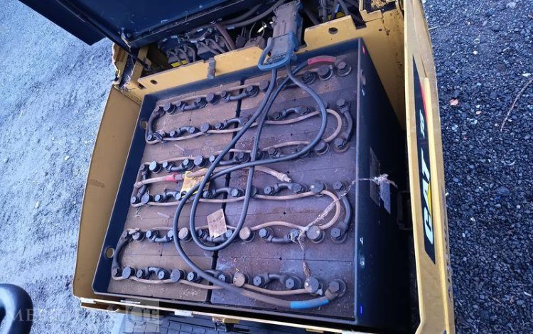 CATERPILLAR CHARIOT ELEVATEUR FRONTAL ELECTRIQUE EP16PNT – 1,6 TONNES –  383