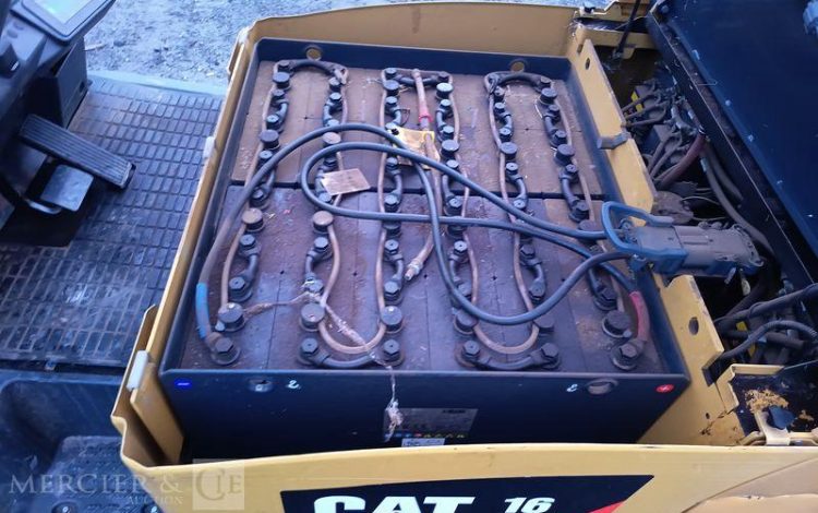 CATERPILLAR CHARIOT ELEVATEUR FRONTAL ELECTRIQUE EP16PNT – 1,6 TONNES –  383