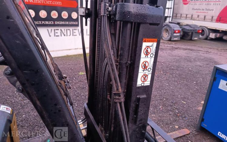 CATERPILLAR CHARIOT ELEVATEUR FRONTAL ELECTRIQUE EP16PNT – 1,6 TONNES –  383