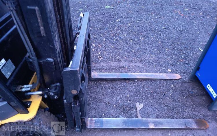 CATERPILLAR CHARIOT ELEVATEUR FRONTAL ELECTRIQUE EP16PNT – 1,6 TONNES –  383