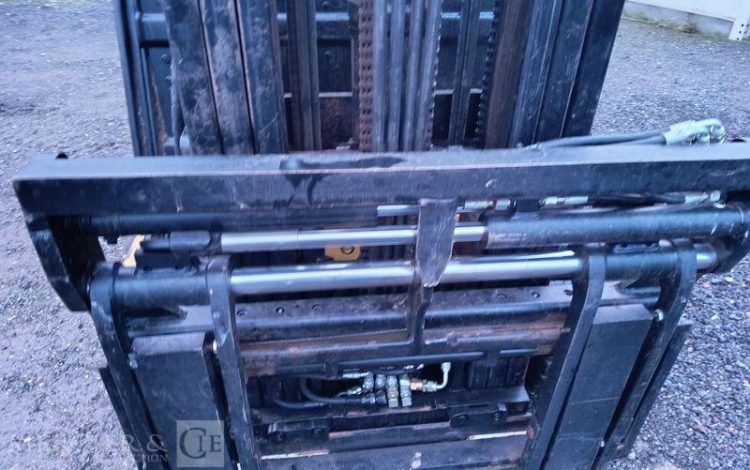 CATERPILLAR CHARIOT ELEVATEUR FRONTAL ELECTRIQUE EP16PNT – 1,6 TONNES –  383