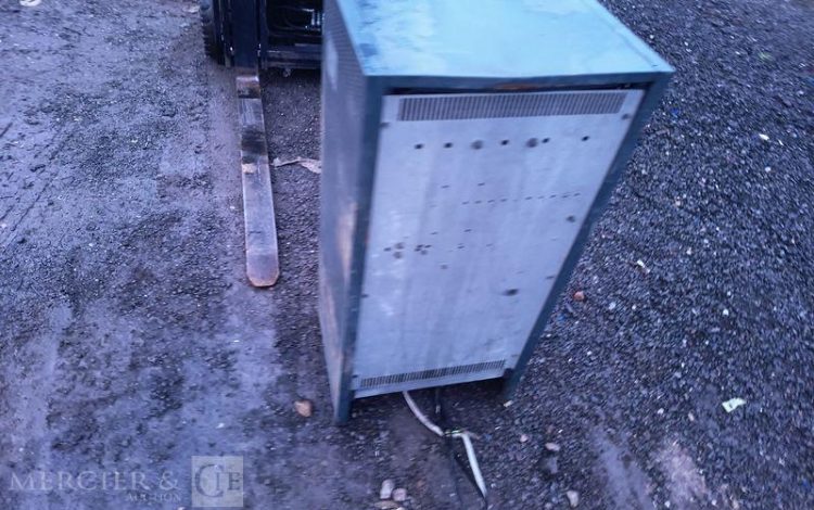 CATERPILLAR CHARIOT ELEVATEUR FRONTAL ELECTRIQUE EP16PNT – 1,6 TONNES –  383