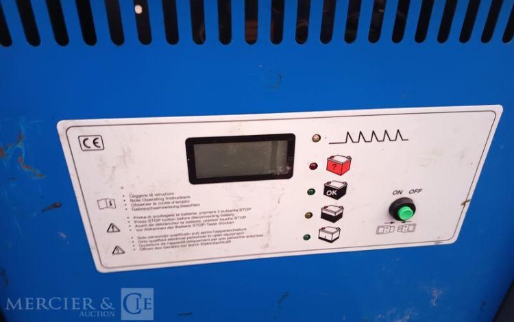 CATERPILLAR CHARIOT ELEVATEUR FRONTAL ELECTRIQUE EP16PNT – 1,6 TONNES –  383