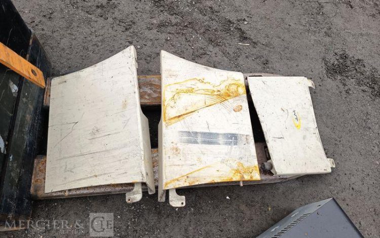 CROWN TRANSPALETTE ELECTRIQUE A PLATEFORME FIXE WT3040 CAPACITE 2 TONNES – ANNEE 2013  5A605993