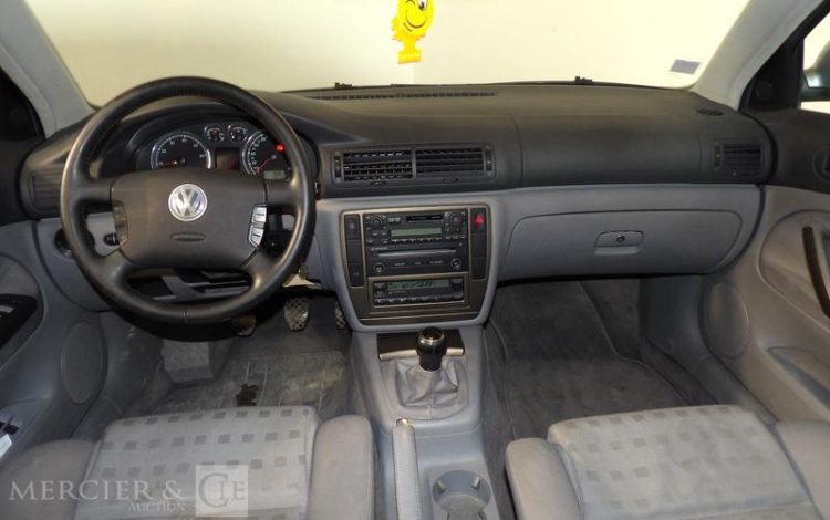 VOLKSWAGEN PASSAT 1.8T 20V 150CV GRIS 1431XV84