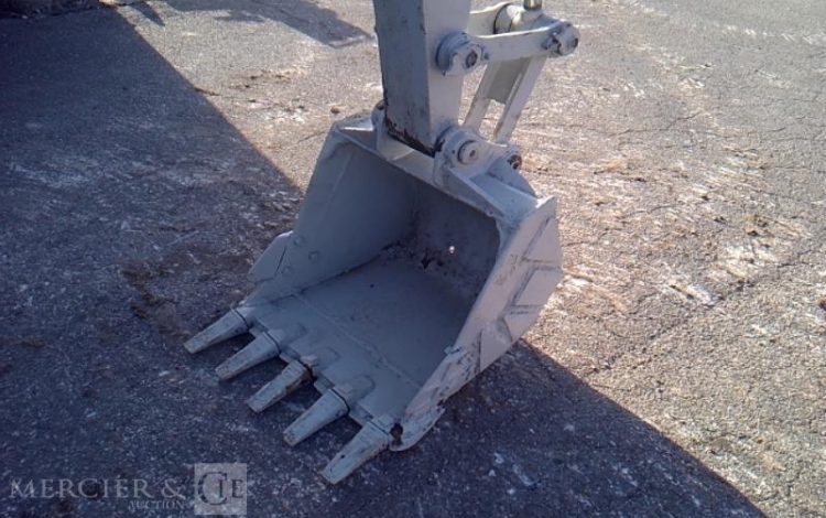 TAKEUCHI MINIPELLE TB150 – 4T7 – 2177H – AN2013 GRIS 145131160