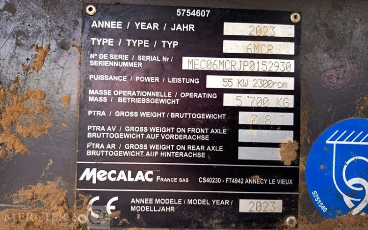 MECALAC PELLE SUR CHENILLE 63CR  152930