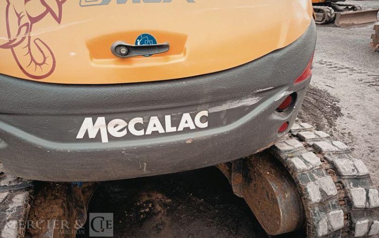 MECALAC PELLE SUR CHENILLE 63CR  152930