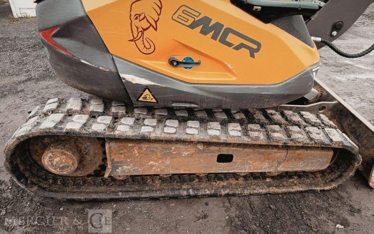 MECALAC PELLE SUR CHENILLE 63CR  152930