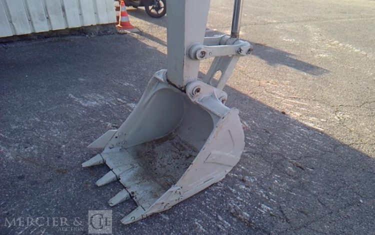 TAKEUCHI MINIPELLE TB160-C  – 5T7 – 4062H – AN2011 GRIS 16050025