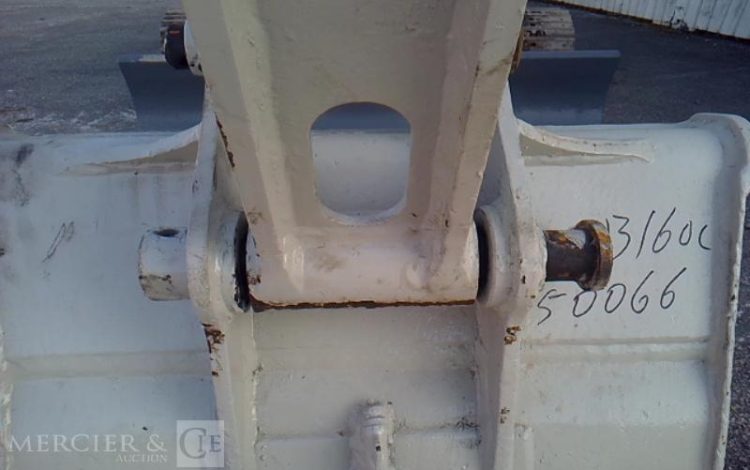 TAKEUCHI MINIPELLE TB160C -5T7 – 4031H – AN2013 GRIS 16050066