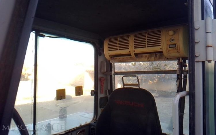TAKEUCHI MINIPELLE TB160C -5T7 – 4031H – AN2013 GRIS 16050066